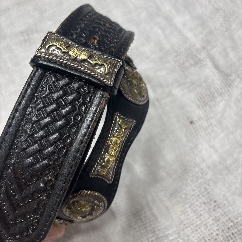 NOCONA 36 K643 Concho Belt Silver Gold Leather Belt VTG No Buckle - Picture 4 of 11